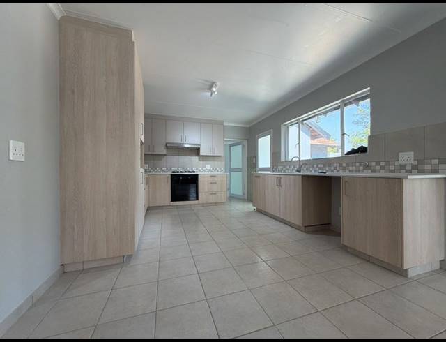4 BEDROOM PROPERTY TO RENT IN SUNWARD PARK